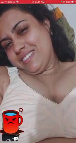 Unsatisfied Sexy Bhabi Fingering Her Creamy Pussy
