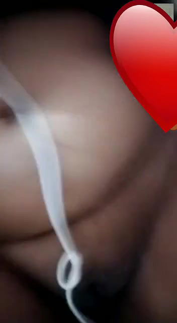 Chubby Bhabhi Nude Selfie