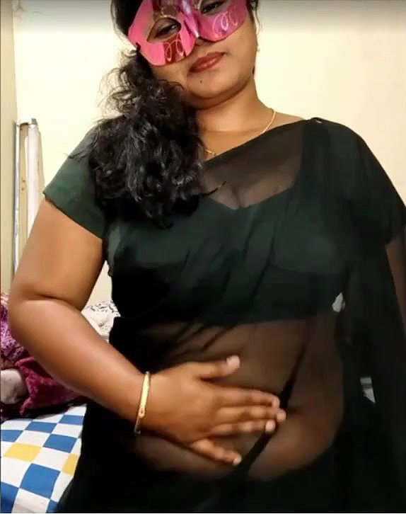 Mallu_BhabiHuge_Boobs_Naked