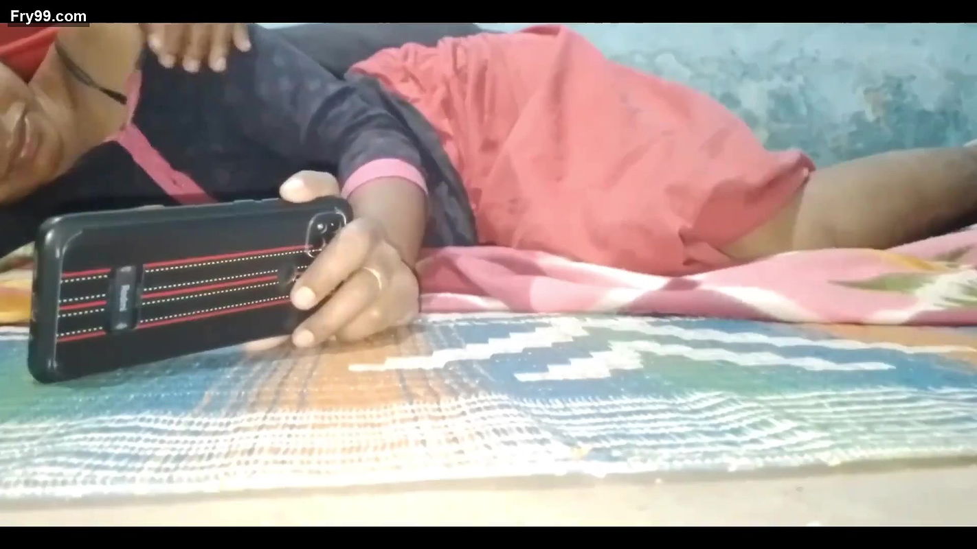 Desi Bhabhi Blowjob and Fucked