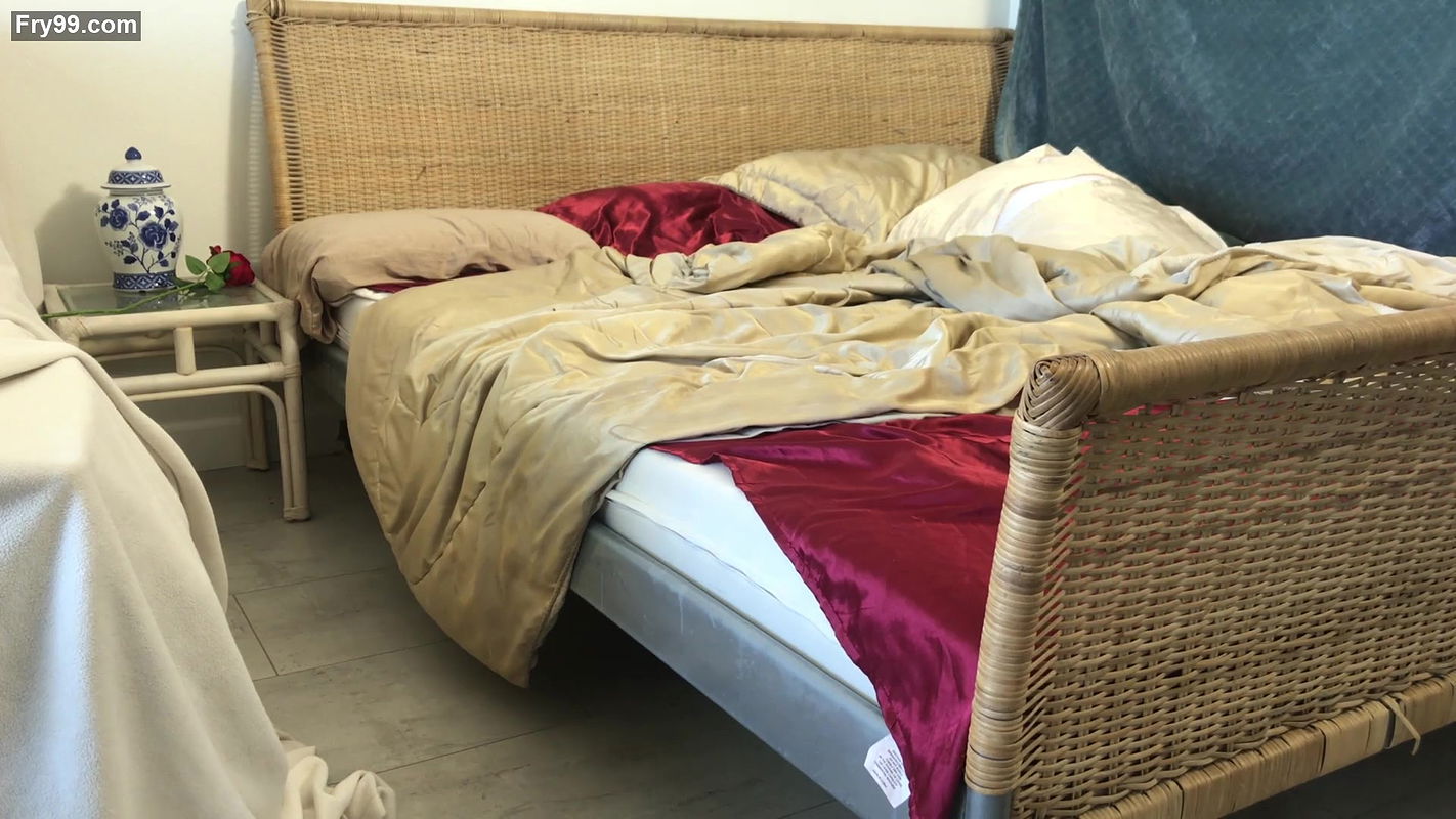 Stepmom gives stepson a handjob after husband dies – Erin Electra