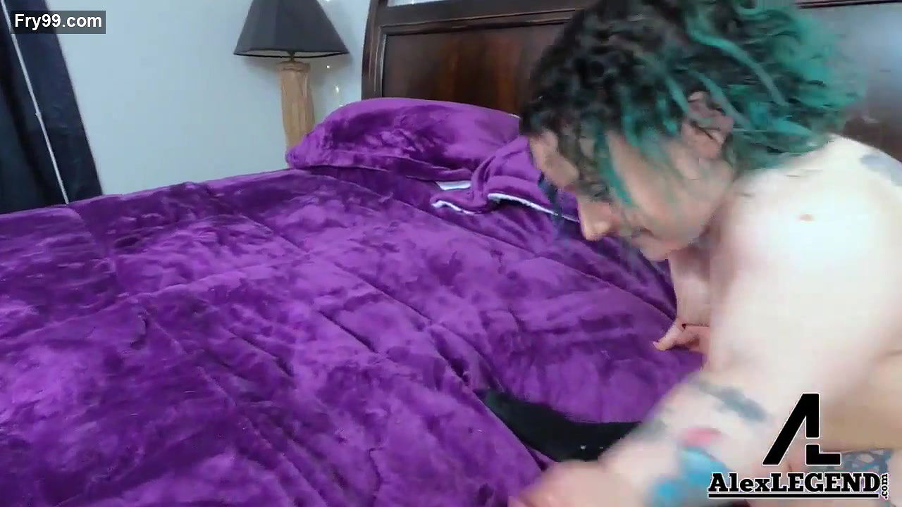 Alex Legend Fucks Little Person Sassee Cassee!!