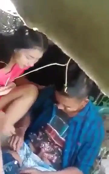 myanmar girl outdoor fun