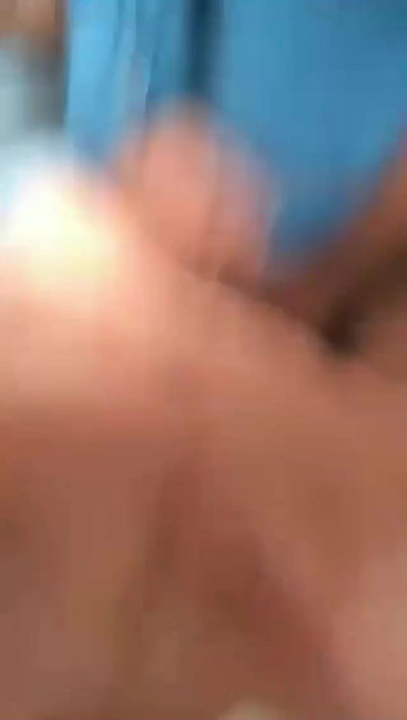 Young Guy Enjoying Huge Ass of GF in Hijab in Car