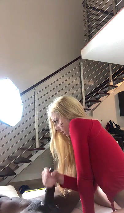 Tiktok Babe Sucking and Riding Black Cock