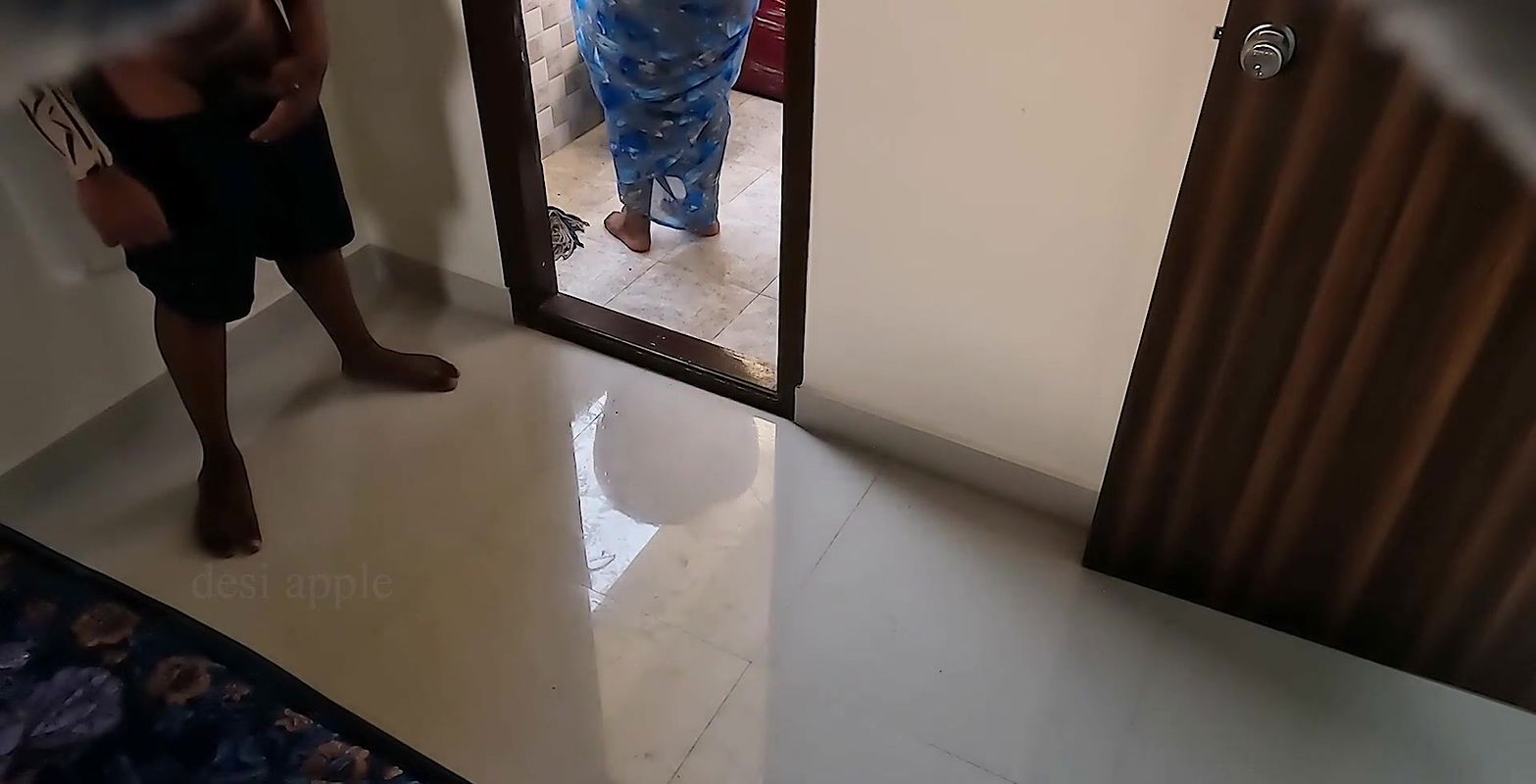 Tamil maid swathi sucking owner dick