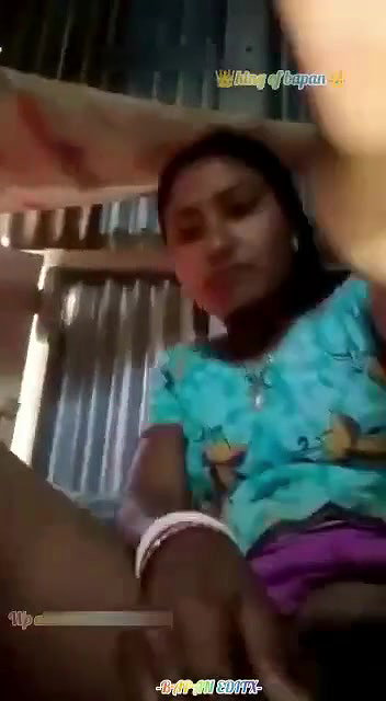 Village Bhabhi Masturbating