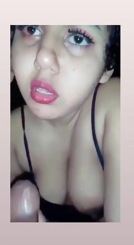 Sexy Hijabi Girl Blowjob