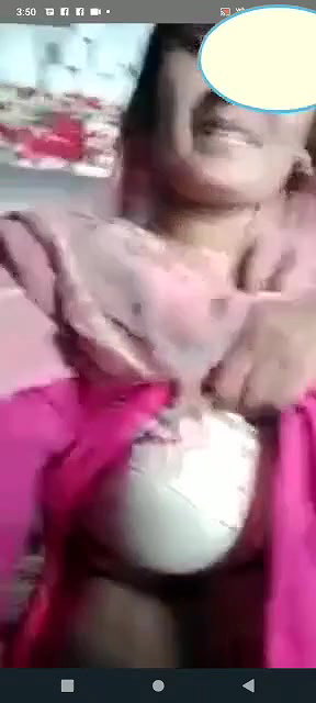Paki bhabhi showing