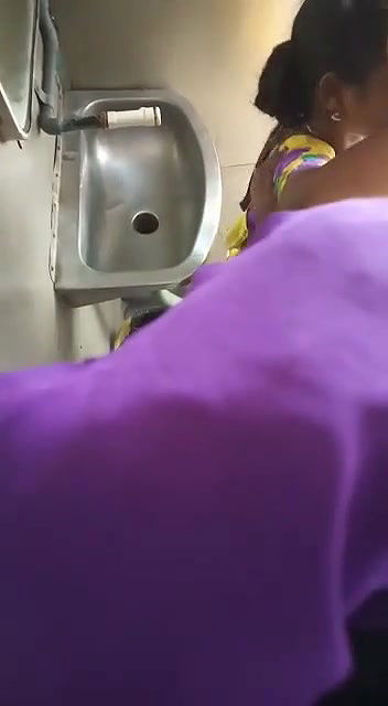 Naughty Young Bihari Couple Fucking in Train Toilet Secretly Recorded
