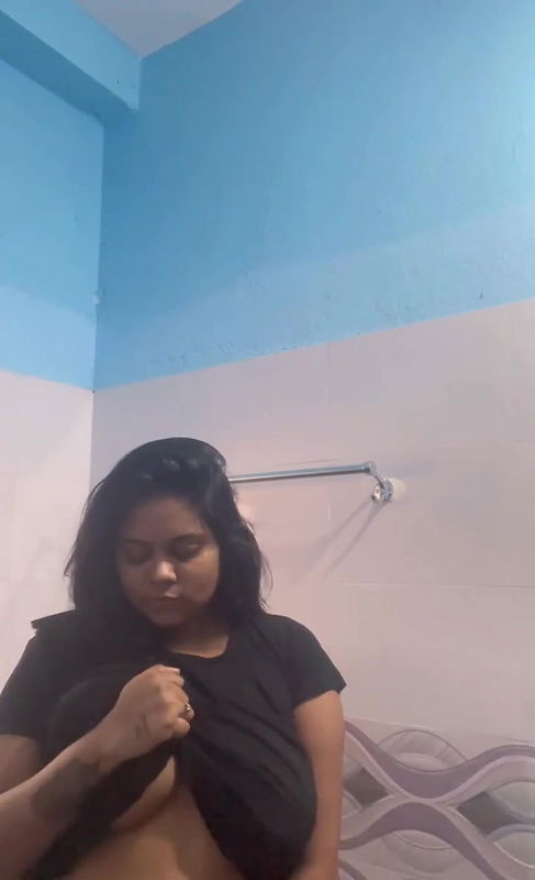 Big Boobs Hoty Bathing Video