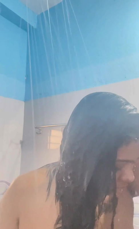 Big Boobs Hoty Bathing Video