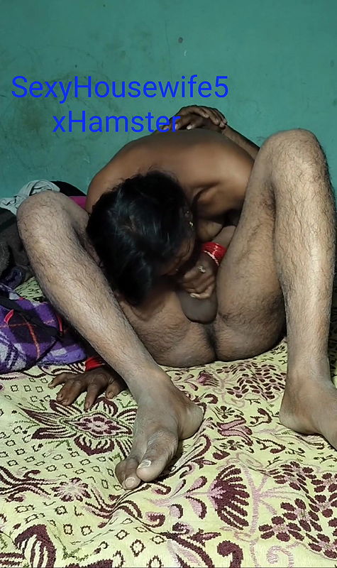 Bhabhi ki gaand me Try Kiya.