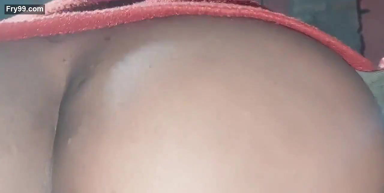 Bhabi ki bhan ko ghodi banake choot faddiya.