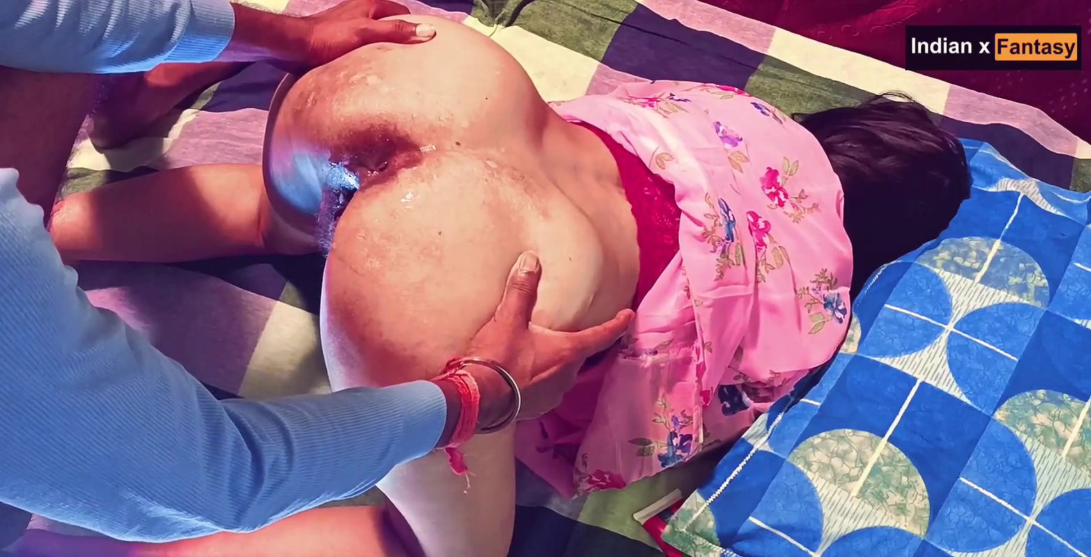 College girl Madhu to told to Krish aaj mujhe bas doggy bna kar chodo.hot 20 year old couple doggy position chudai.