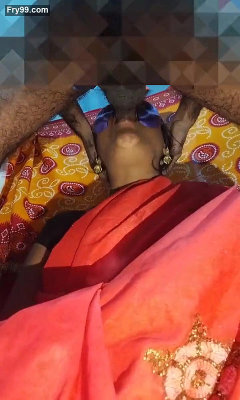 Desi Didi ka muh ko pela our Sara mask pila Diya Didi cumshot mouth.