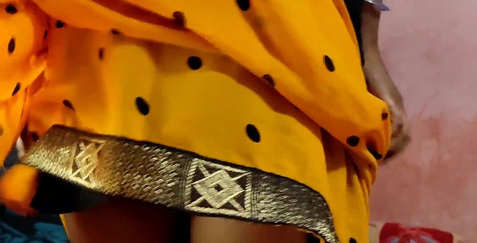 Desi Girl Tina with her boyfriend made a superb fucking session.