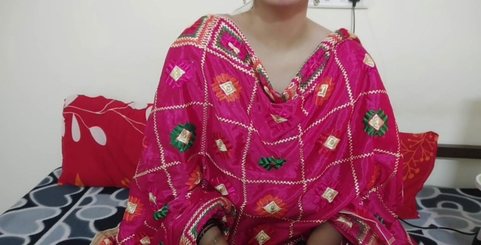 Desi Indian Bahu Ne Sasur Ka Land Chut Me Liya – Real Indian Horny Wife Sex in Hindi audio roleplay saarabhabhi6 hot sex.