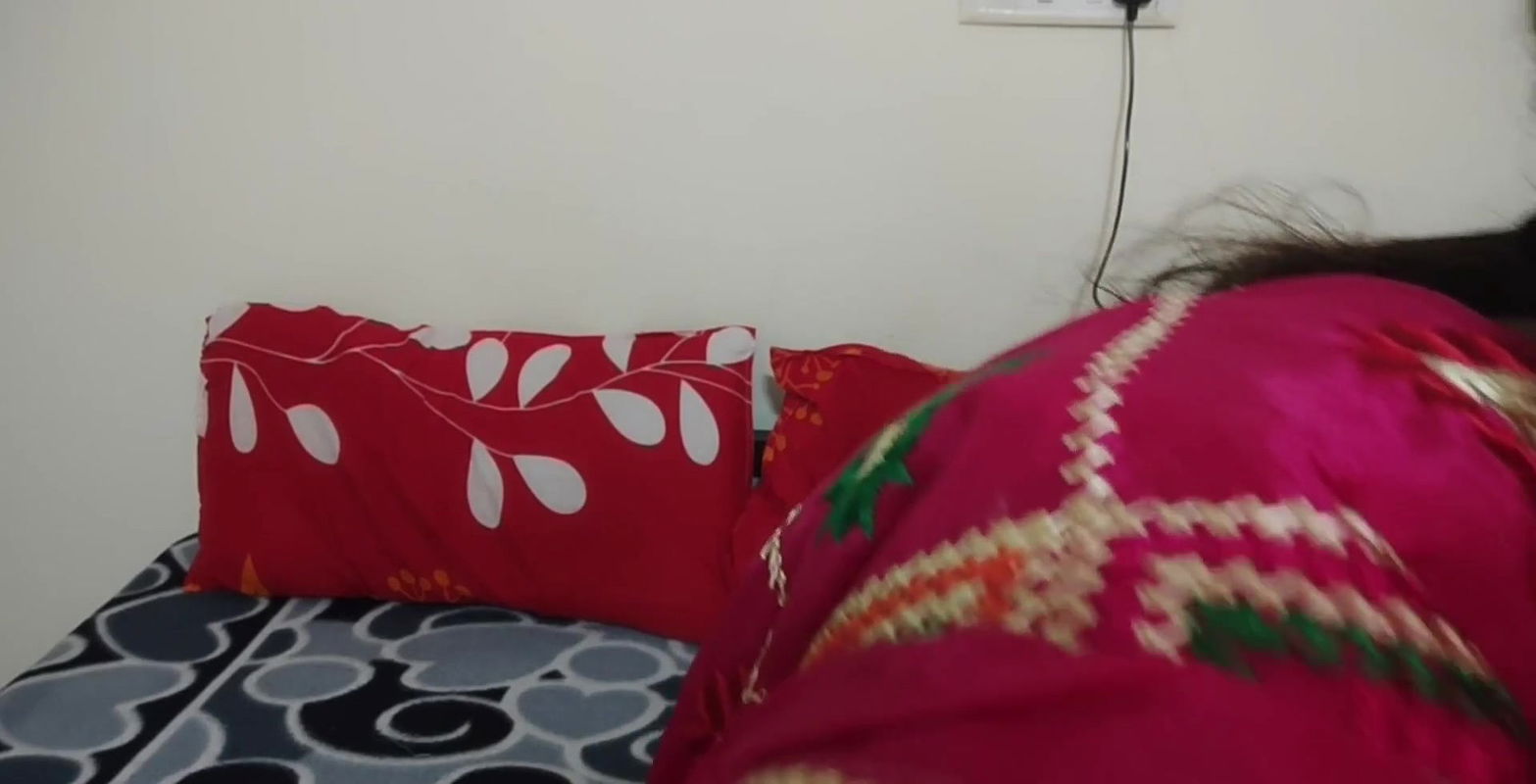 Desi Indian Bahu Ne Sasur Ka Land Chut Me Liya – Real Indian Horny Wife Sex in Hindi audio roleplay saarabhabhi6 hot sex.