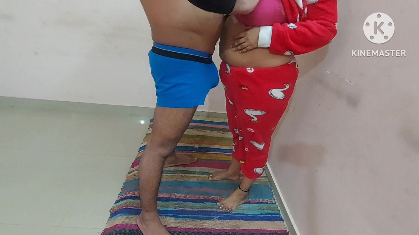 Doli ki Dance karte hue time chudi clear Hindi voice Hard pussy big boobs.