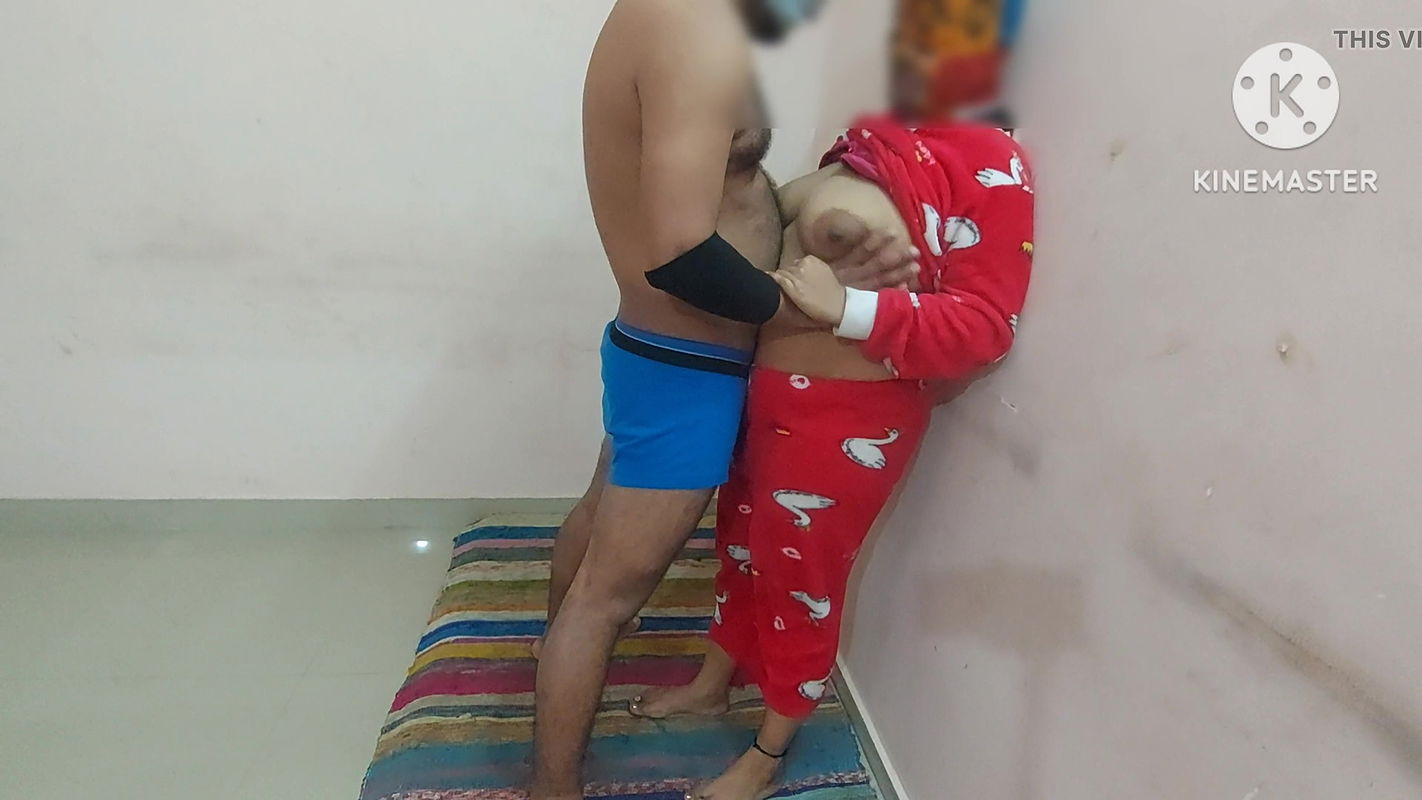 Doli ki Dance karte hue time chudi clear Hindi voice Hard pussy big boobs.