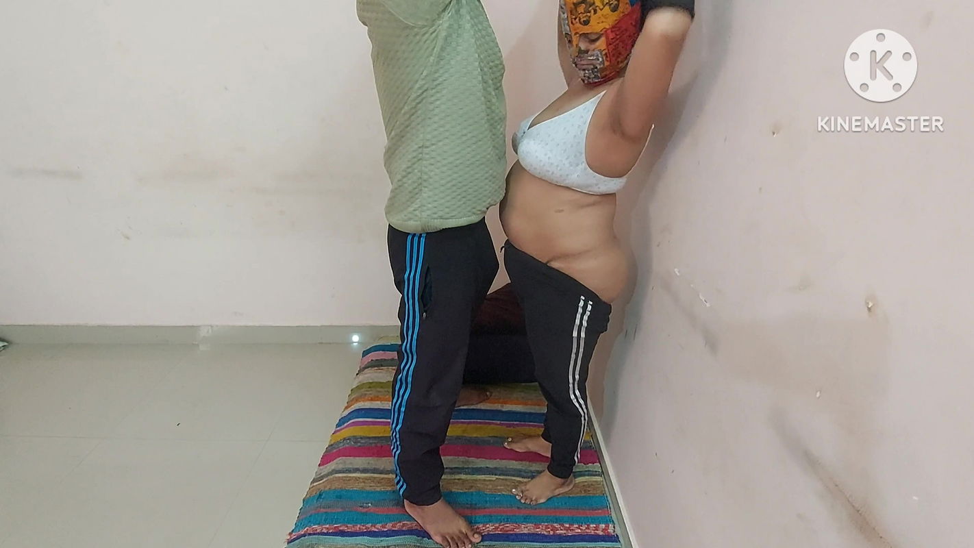 House Owner Pays The Rent Big Dick Handyman With Sex first painful anal sex hard sex Hardcode Hindi Audio.