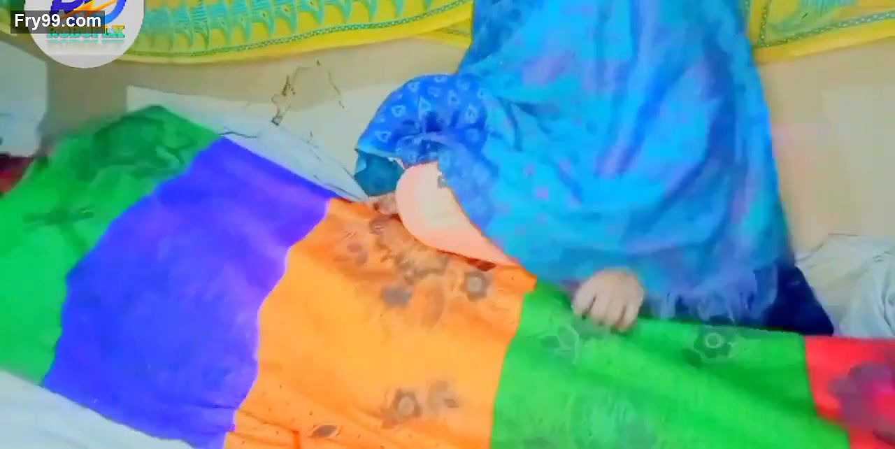 Indian Desi Village salvar suit me sisters ki chudai brother ko sister ne garam kiya Hindi audio clear voice.