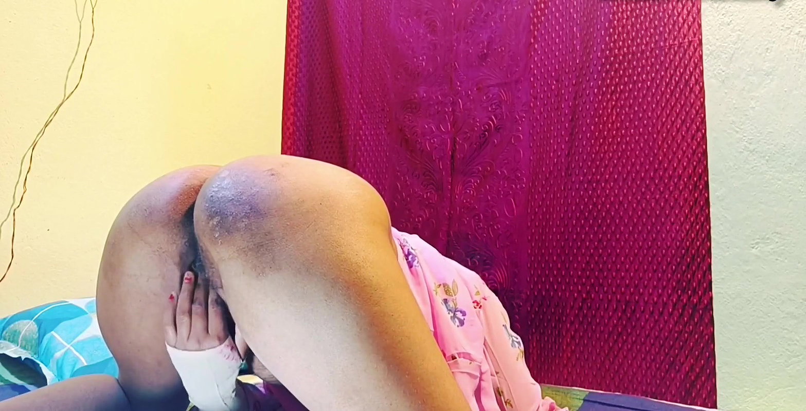 Indian hot hindi girl hard fucking in doggy style.