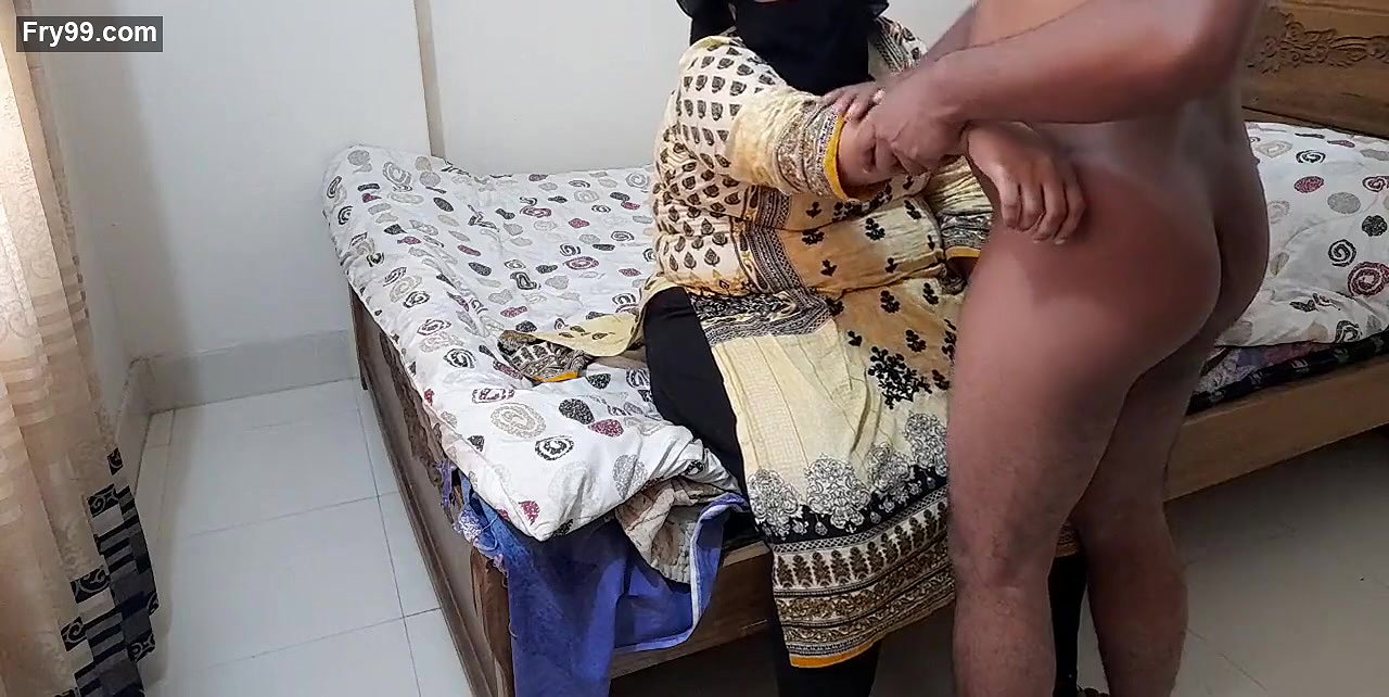 Indian stepsister cheats on husband and shares bed with stepbro – Hindi Family Sex.