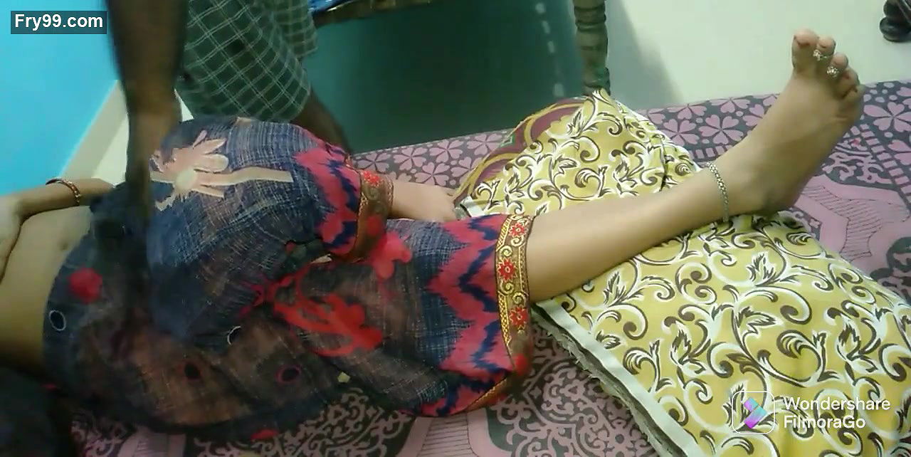 One night stand with old boyfriend after marriage.