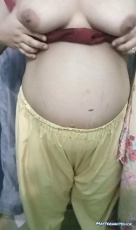 Pakistani Chubby girl stripping.