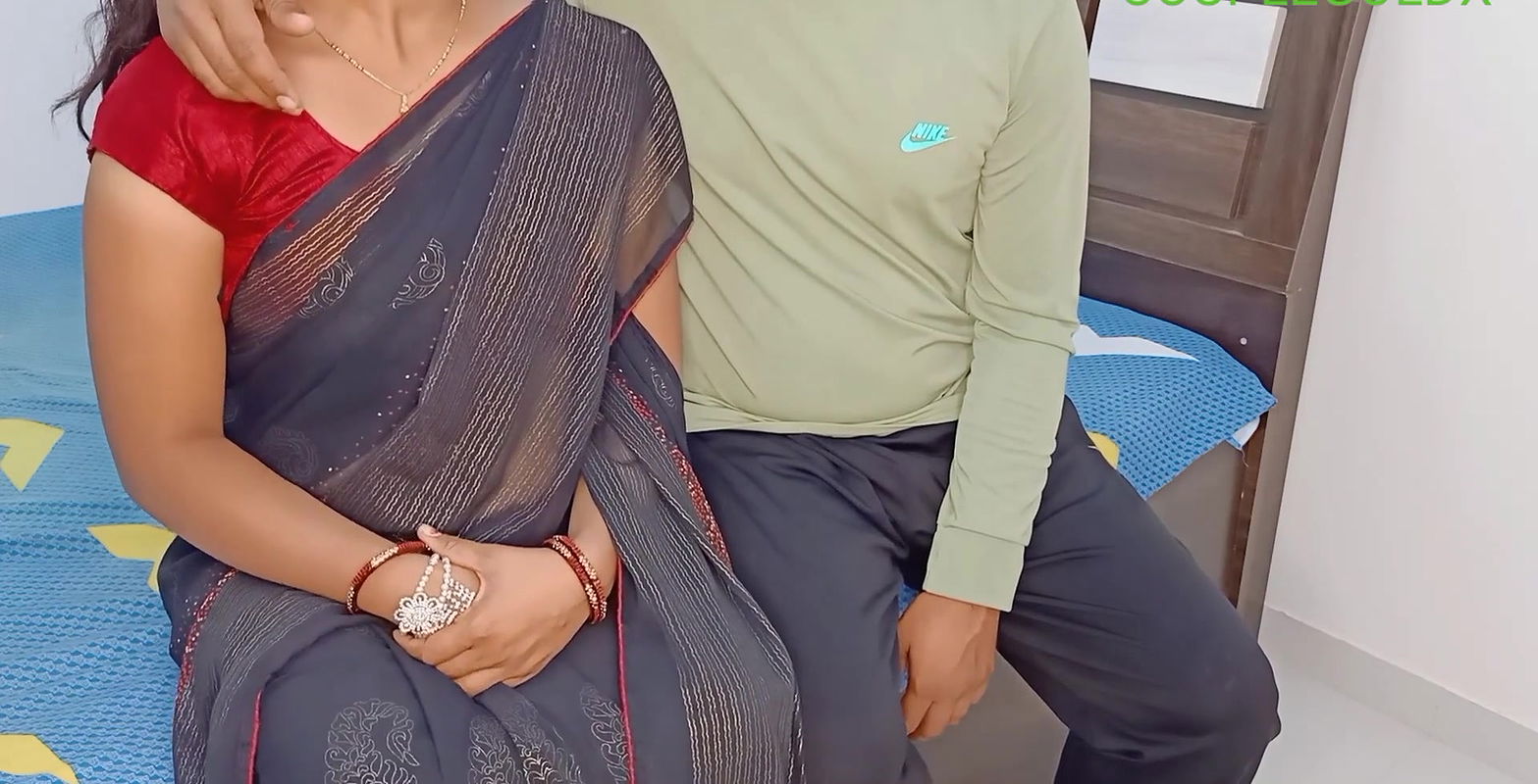 Road par khadi ladki ko 2000 de kar ghar pe lakar thoka.