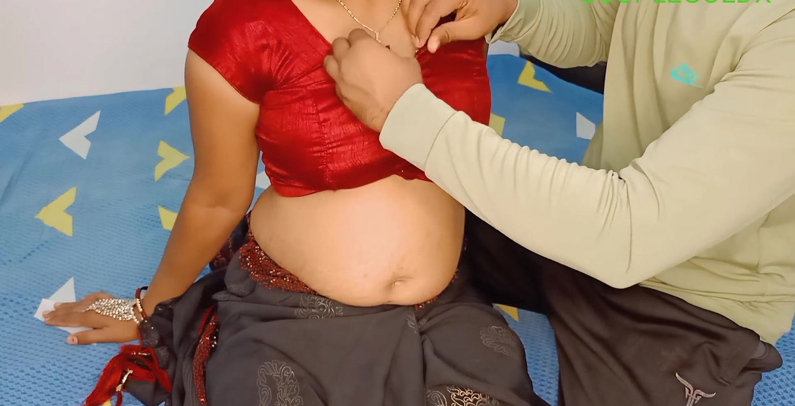 Road par khadi ladki ko 2000 de kar ghar pe lakar thoka.