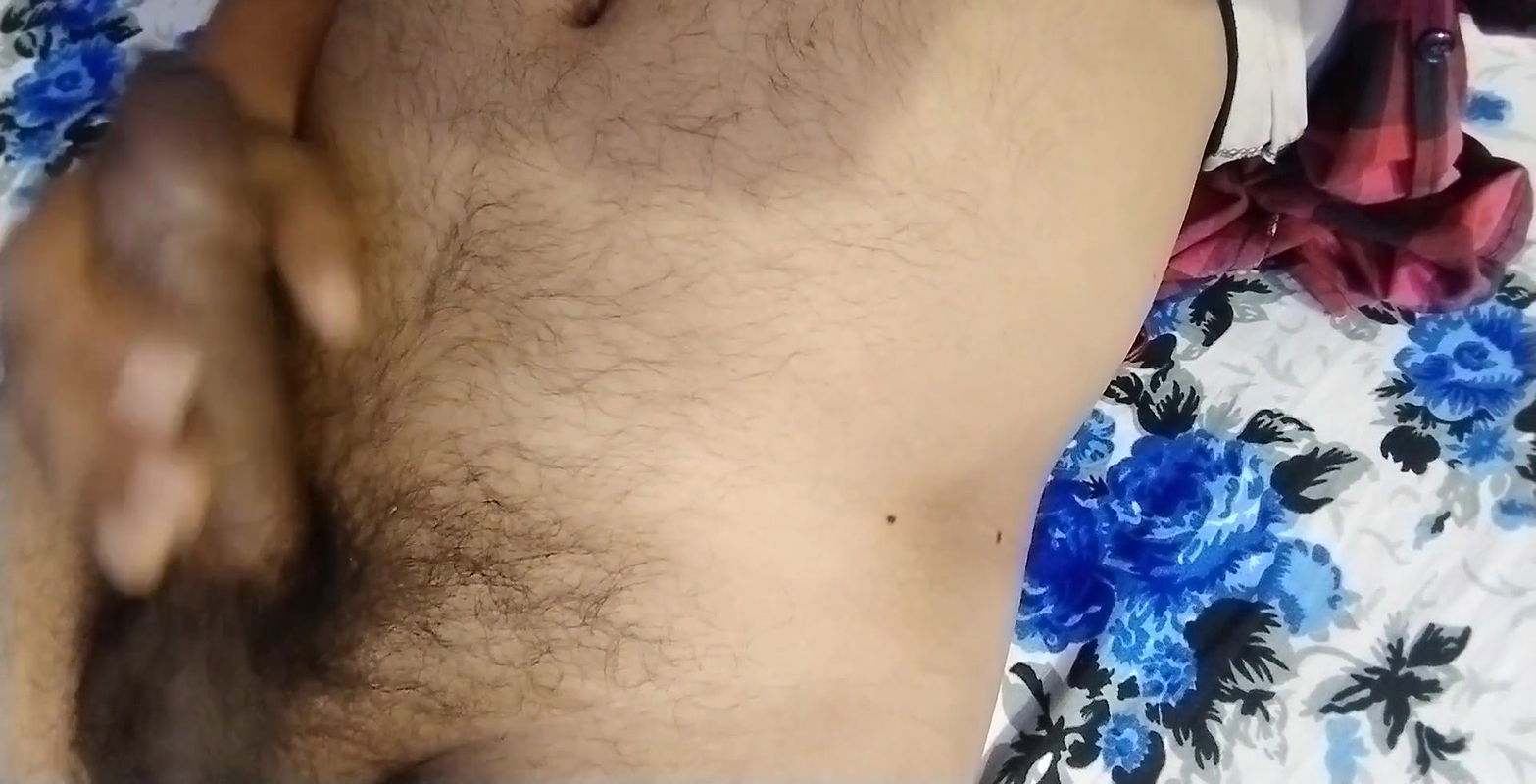 Sexy Desi HotGirl21 Jaane_BaharJi is convincing hotdesixx boy for sex.