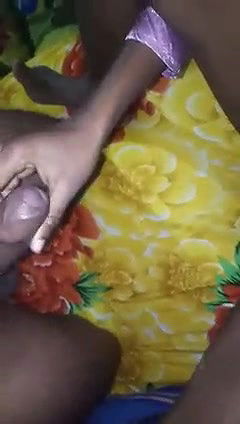 Sexy devar ke lund ka maza loota or chusa bhi.