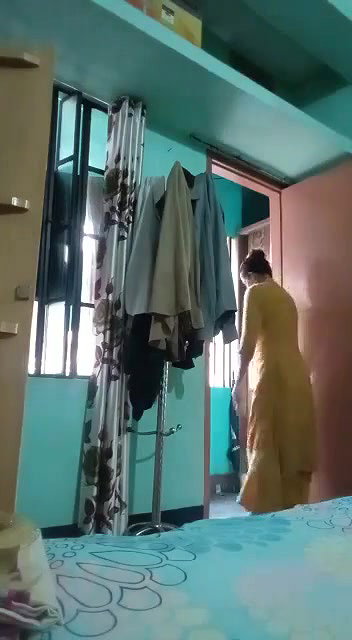 Beautiful Married Bhabi Showing