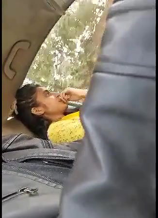 Extremely Cute Sweet Voice Paki Girl Sucking Lover Dick in Car Clear Hindi Talking