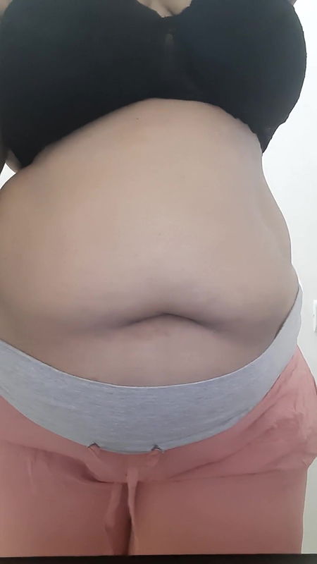 amazing boobs and big belly .. hot desi indian.