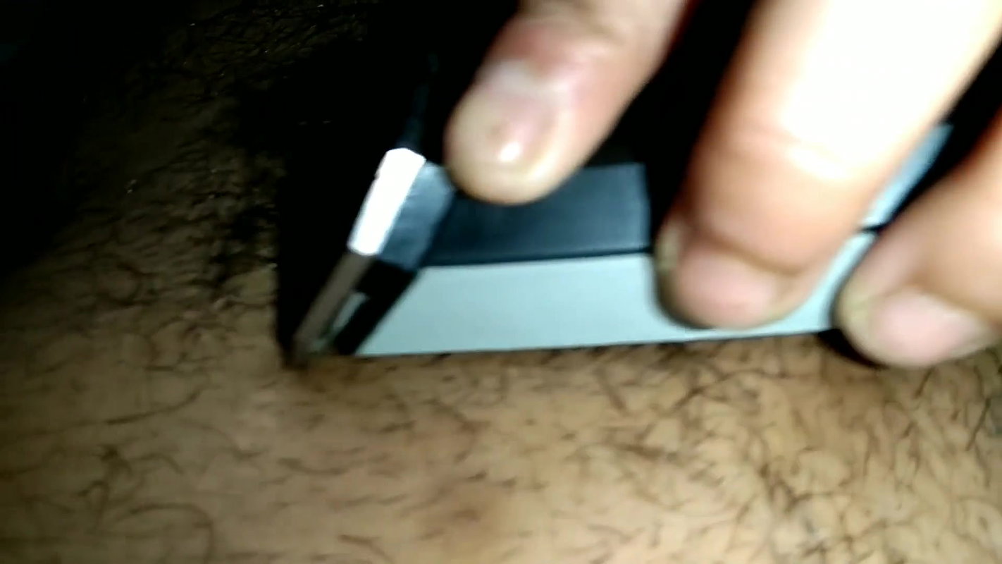 bhabhi clean my hair with machine.