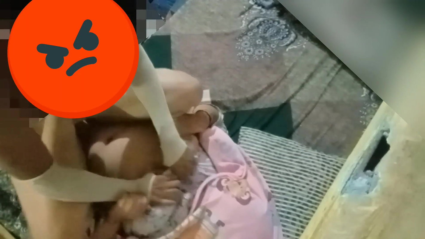 Bhabhi ko ghar mai pela.