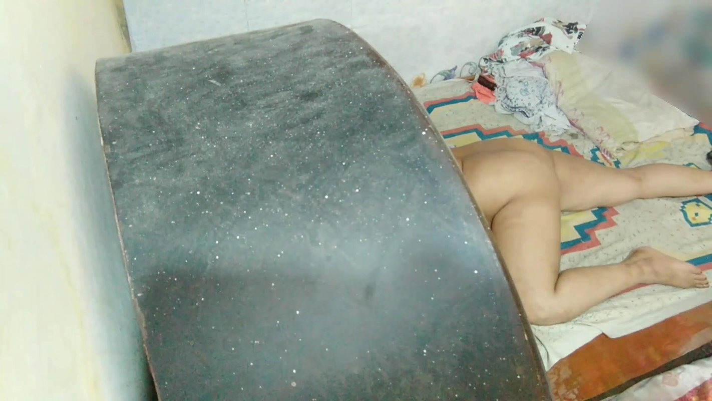 Chachi ko uske bhatije ne choda ghar jaakr.