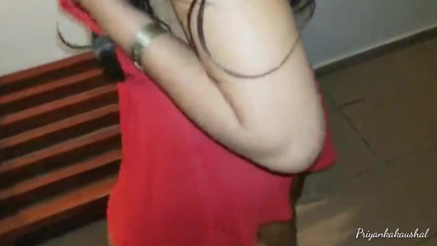 College girlfriend neha Bhabhi ki bahan kajal ki chudayi.