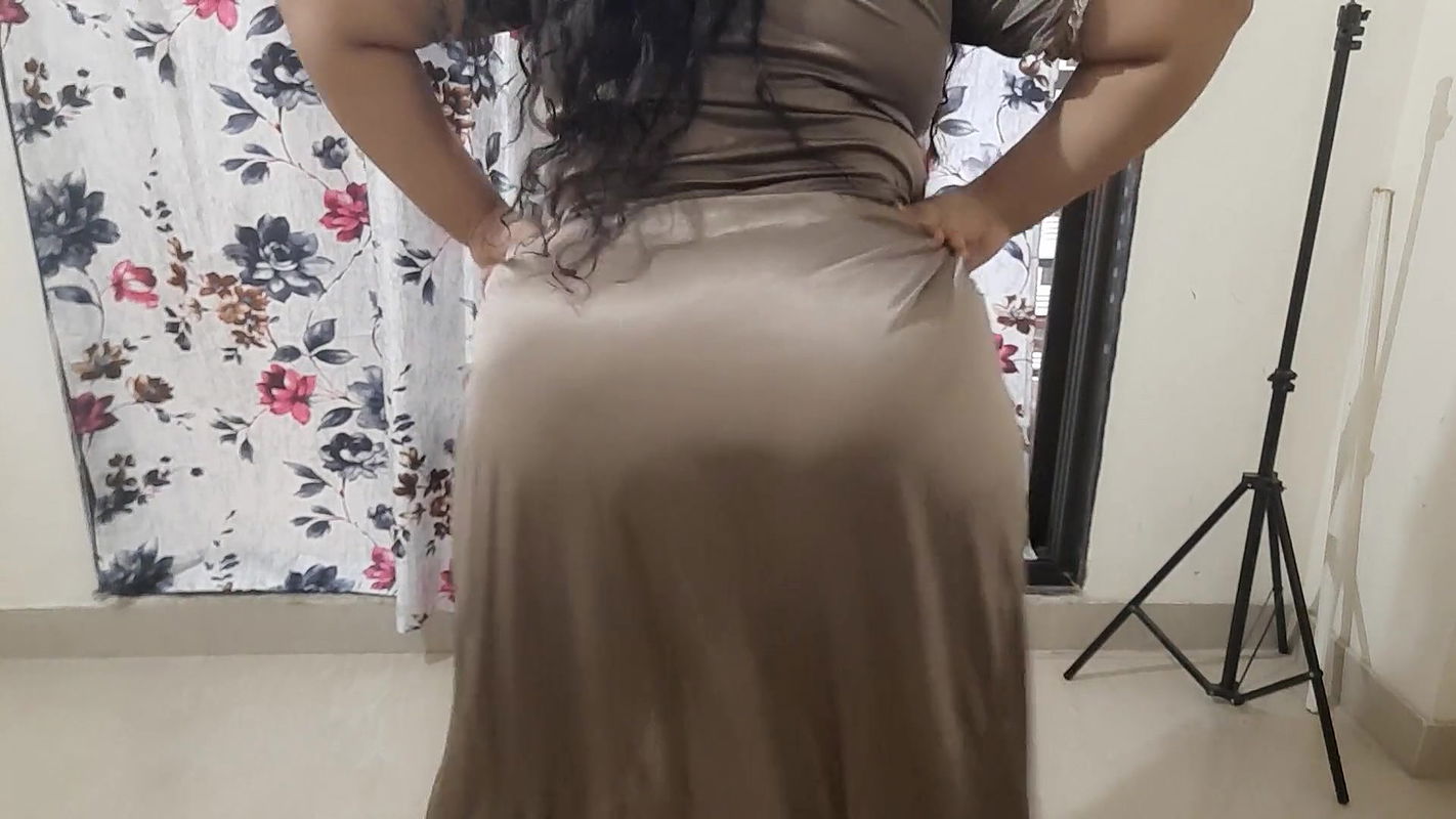 desi bhabhi ready to get fucked by her naughty devar.