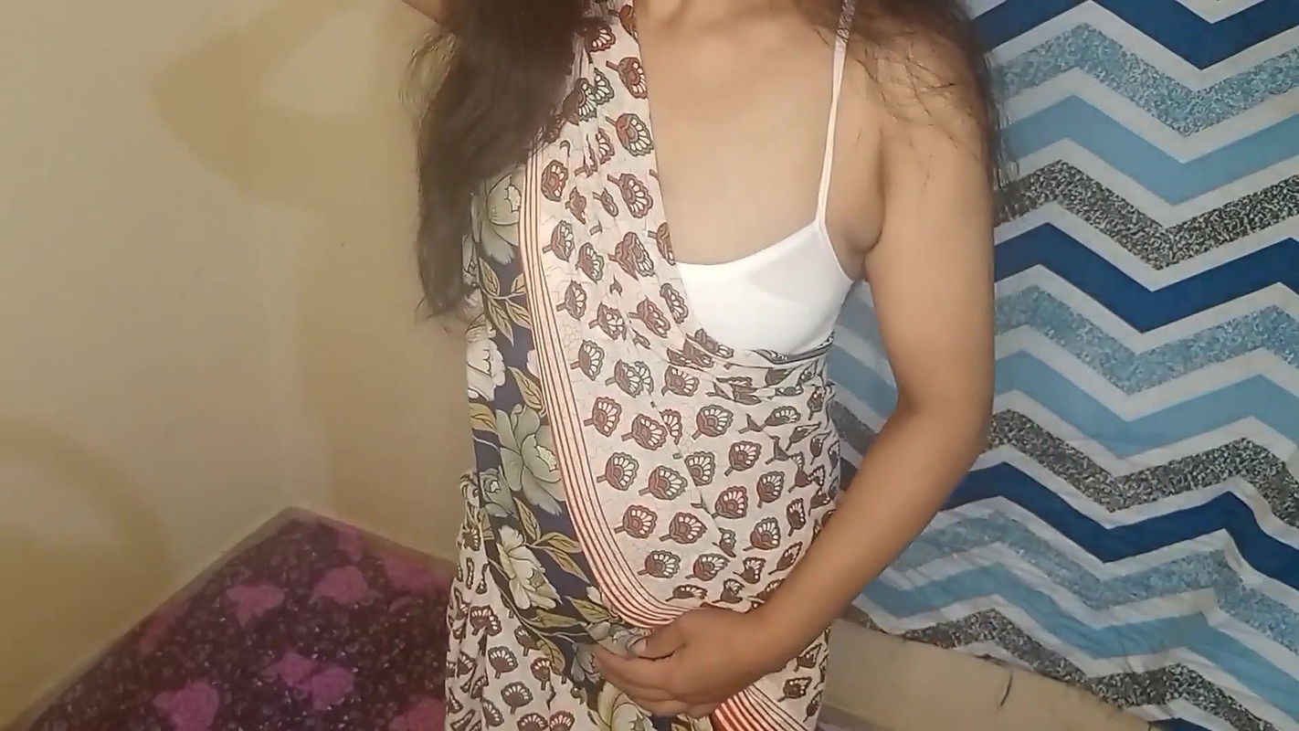 Desi Indian prostitute with costumer Hindi dirty talk role play.