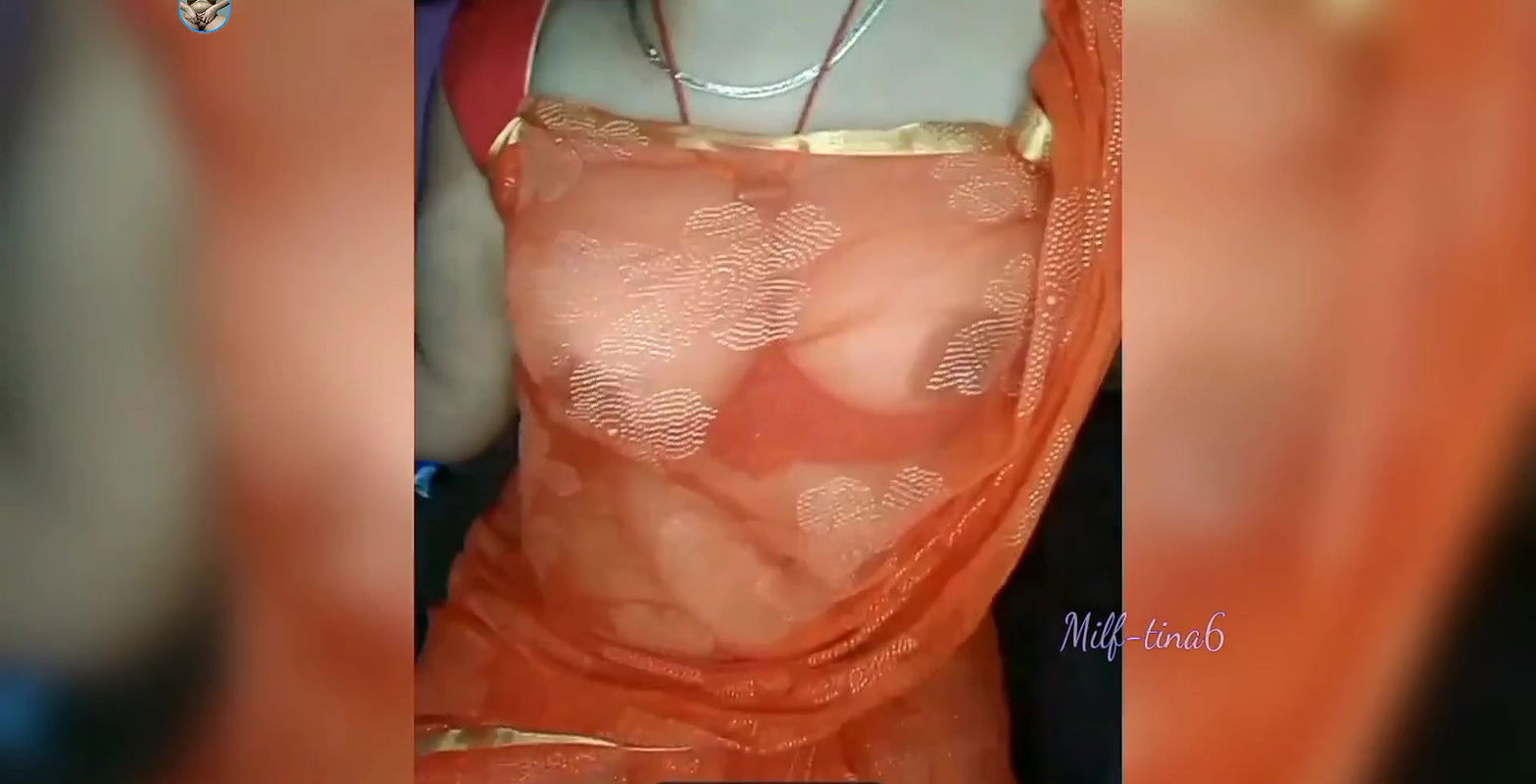 Desi sexy bhabhi bigboobs showing with dirty talking about fucking.big natural tits.