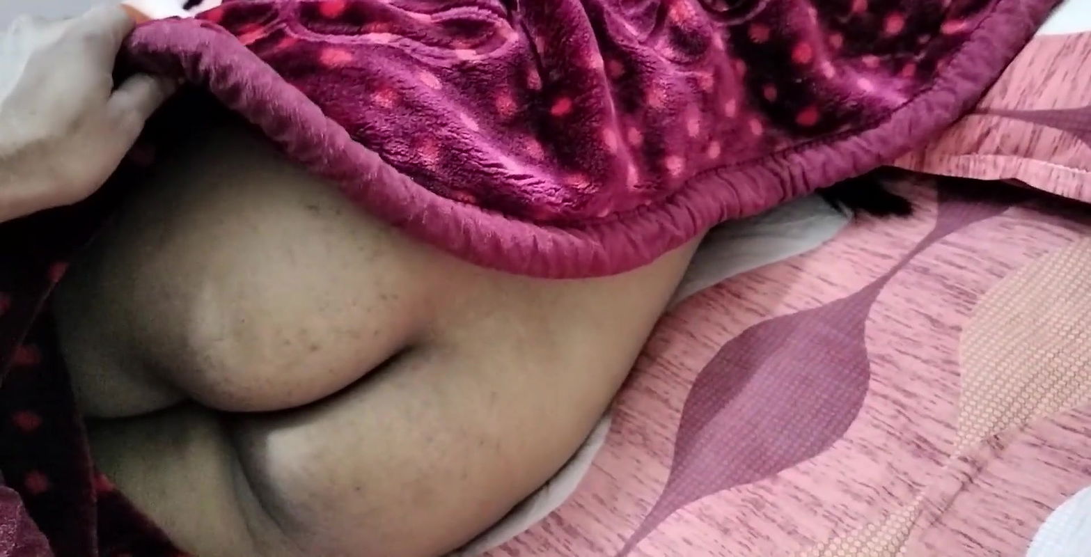 Fuck my step mom when she wake up.