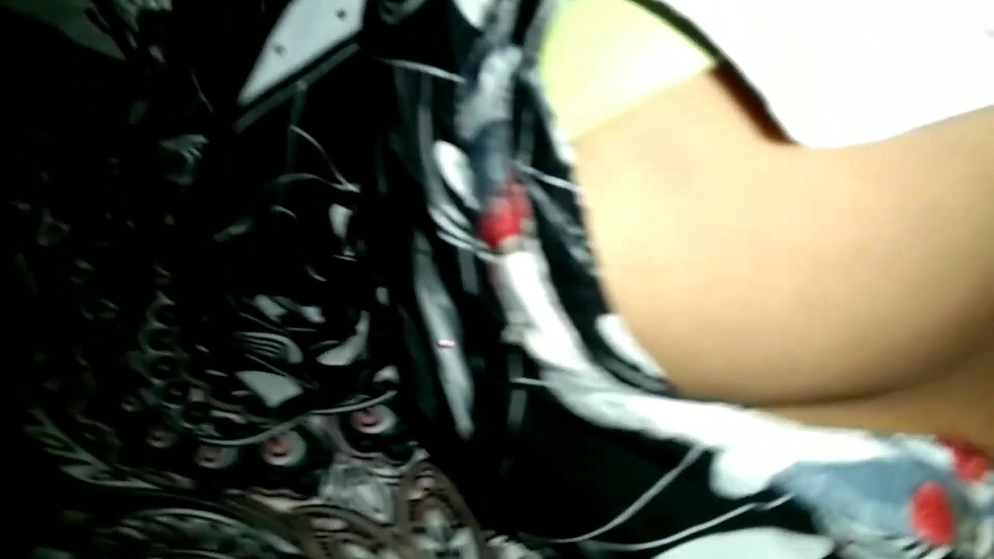 Gf ko ghar bula kr lund chusaya full video.