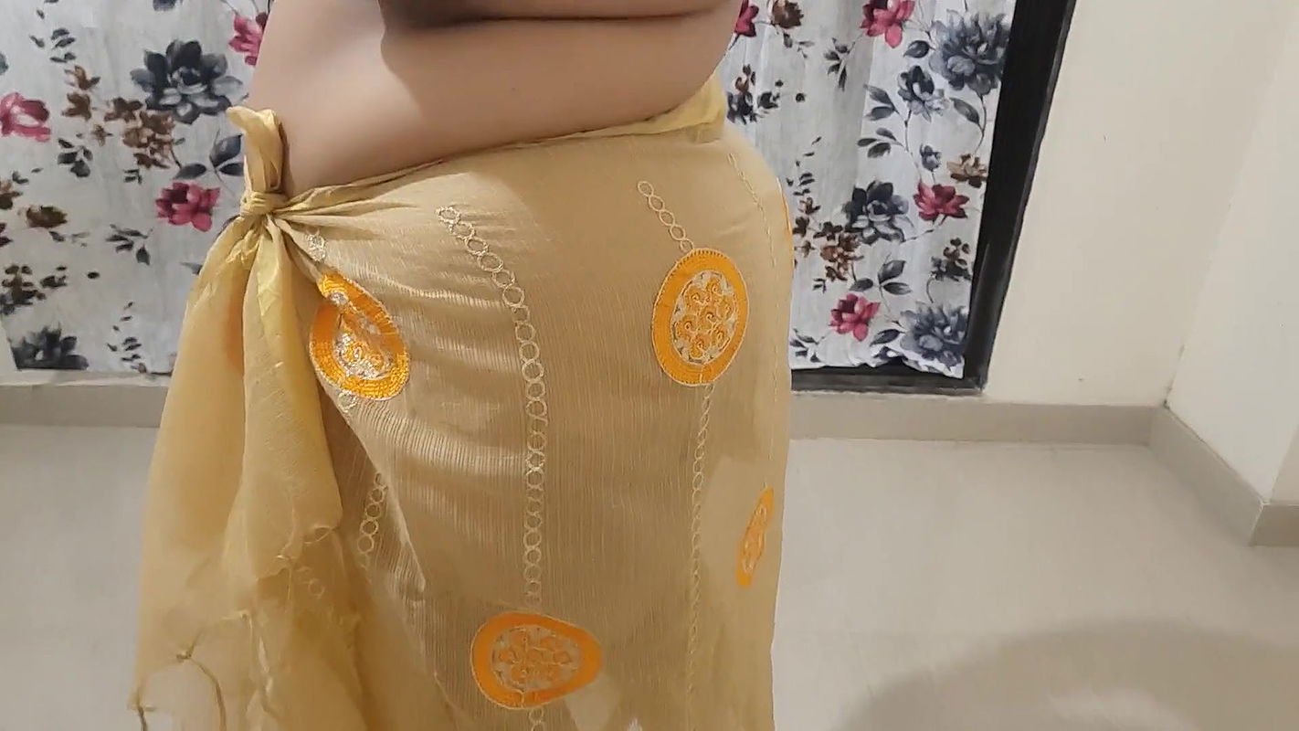 HORNY & SLUTTY SEXY INDIAN MODEL GIVING AUDITION IN HORNY MOOD PART 3.