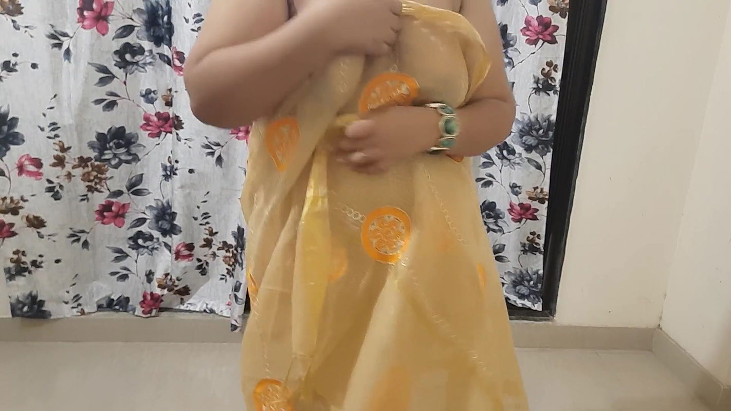 HORNY & SLUTTY SEXY INDIAN MODEL GIVING AUDITION IN HORNY MOOD PART 3.