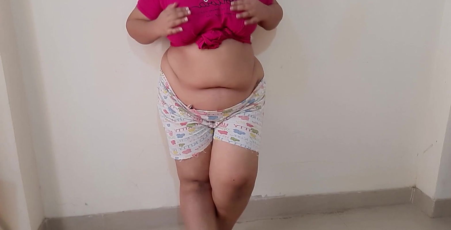 HORNY BIG ASS BHABHI IN HER CUTE SHORT NIGHTDRESS… PART 1.